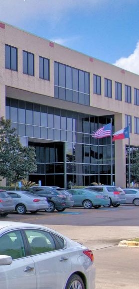 Space Park Office Building : 2200 Space Park Dr, Houston, TX 77058